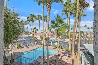 Photo #1: 2561904 Listing 