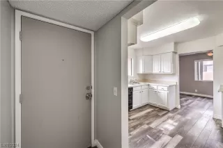 Photo #4: 2561920 Listing 