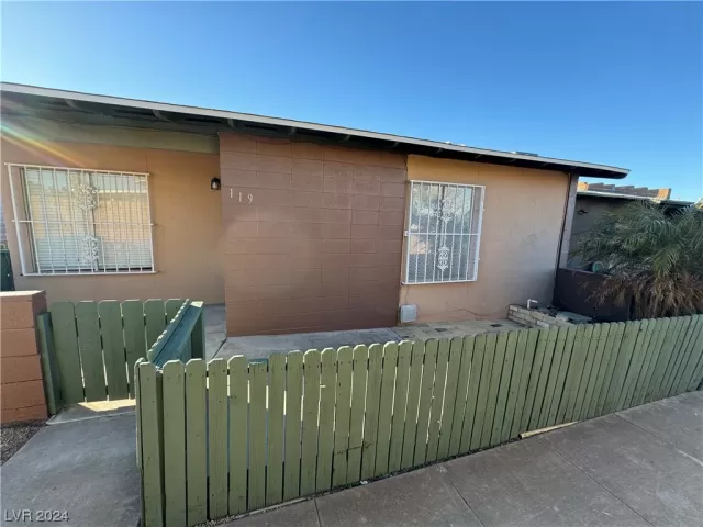 MLS: 2561927 Condo For Sale