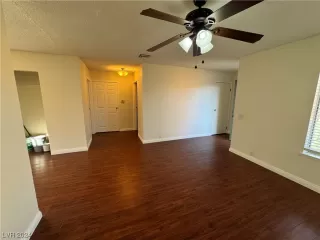 Photo #3: 2561927 Listing