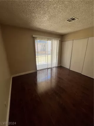 Photo #6: 2562017 Listing 