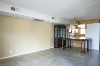 Photo #3: 2562034 Listing 