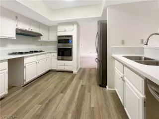 Photo #1: 2562134 Listing