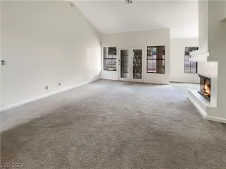 Photo #6: 2562134 Listing