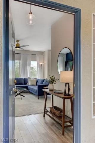 Photo #2: 2562143 Listing