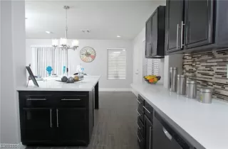 Photo #5: 2562144 Listing 