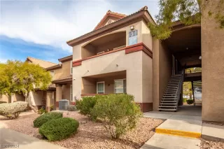 Photo #1: 2562155 Listing