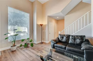 Photo #4: 2562167 Listing 