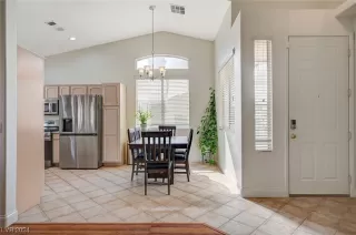 Photo #5: 2562213 Listing 