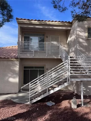 Photo #1: 2562219 Listing 