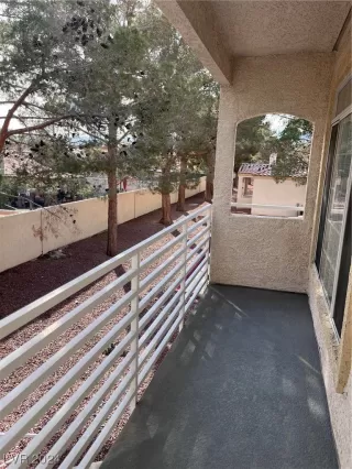 Photo #2: 2562219 Listing 