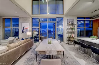 Photo #1: 2562246 Listing