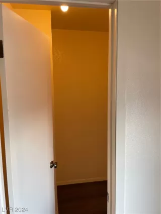 Photo #1: 2562262 Listing 