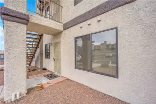 Photo #2: 2562270 Listing