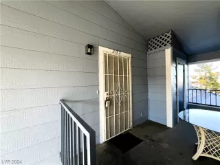 Photo #3: 2562275 Listing