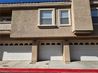 Photo #1: 2562328 Listing 