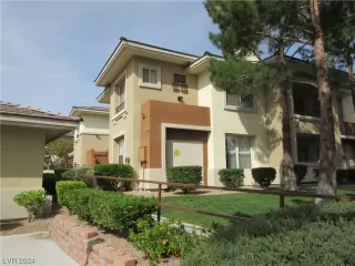 Photo #1: 2562363 Listing 