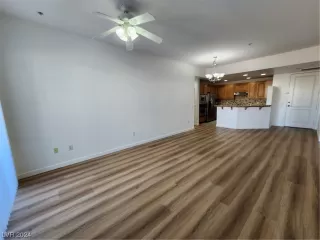 Photo #6: 2562367 Listing 