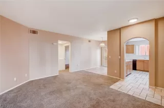 Photo #3: 2562388 Listing 