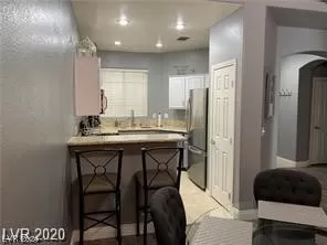 Photo #5: 2562421 Listing 