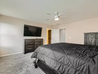 Photo #6: 2562426 Listing