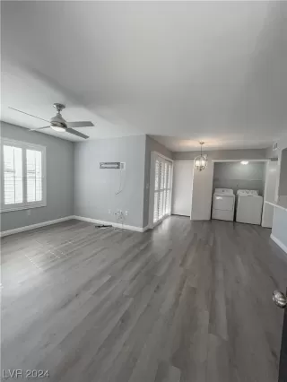 Photo #5: 2562429 Listing 