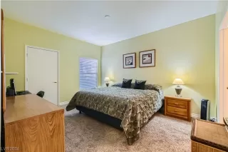 Photo #3: 2562433 Listing