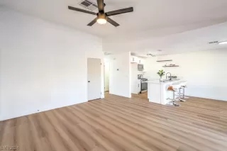 Photo #1: 2562463 Listing