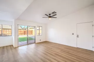 Photo #6: 2562463 Listing