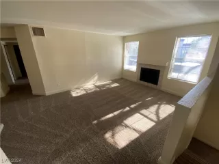 Photo #4: 2562490 Listing 