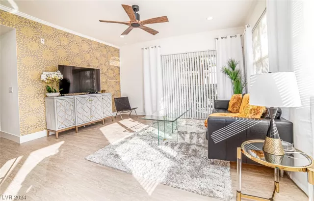 MLS: 2562545 Condo For Sale