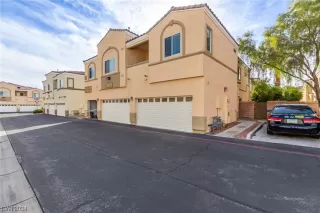 Photo #2: 2562568 Listing 