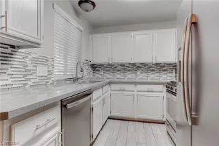 Photo #1: 2562587 Listing