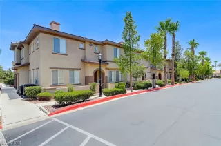 Photo #4: 2562610 Listing