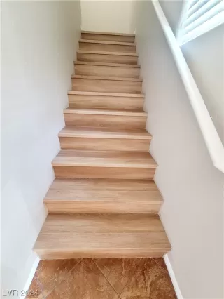 Photo #2: 2562637 Listing 