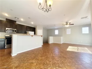 Photo #5: 2562637 Listing 