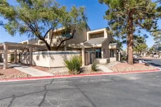 Photo #3: 2562639 Listing