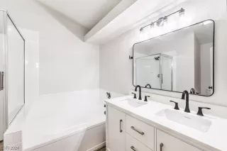 Photo #5: 2562651 Listing