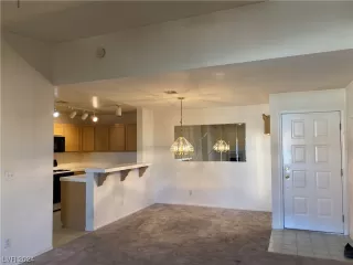 Photo #5: 2562675 Listing 