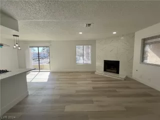 Photo #3: 2562695 Listing 