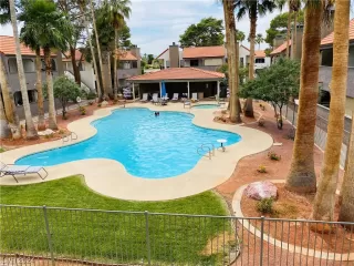 Photo #6: 2562697 Listing