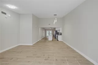 Photo #3: 2562707 Listing 