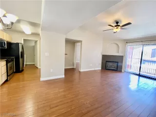 Photo #1: 2562716 Listing 