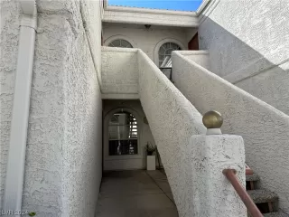 Photo #5: 2562717 Listing 