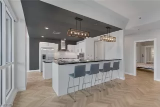 Photo #4: 2562732 Listing 