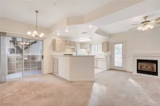 Photo #3: 2562744 Listing