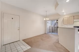 Photo #4: 2562744 Listing