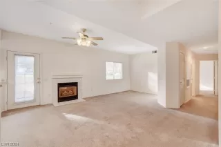 Photo #6: 2562744 Listing