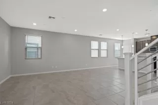 Photo #6: 2562749 Listing 