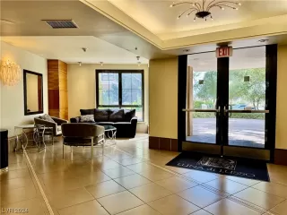 Photo #5: 2562755 Listing 